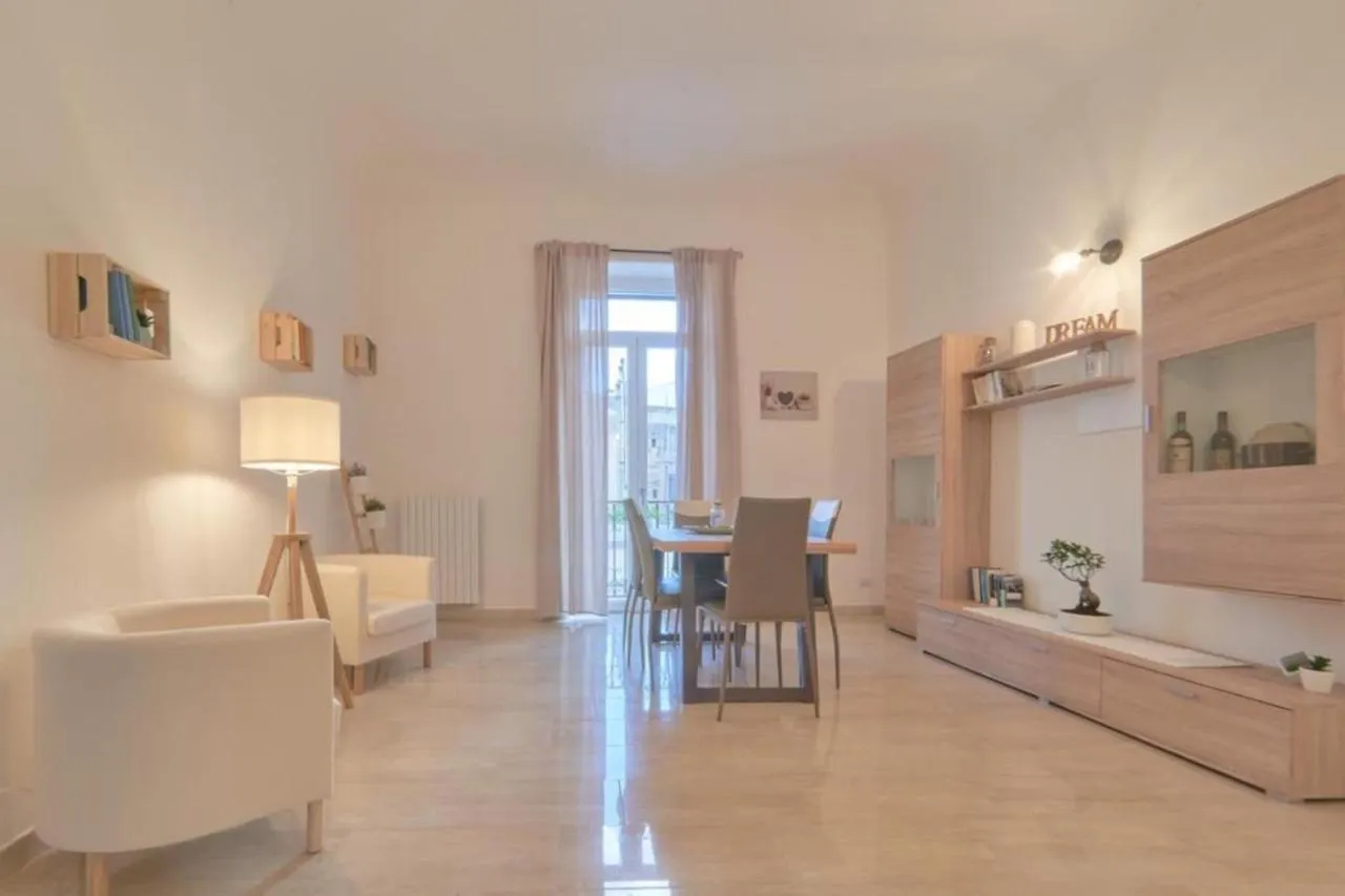 Lecce D'Amare - Stanza Rosa Bed & Breakfast Italy